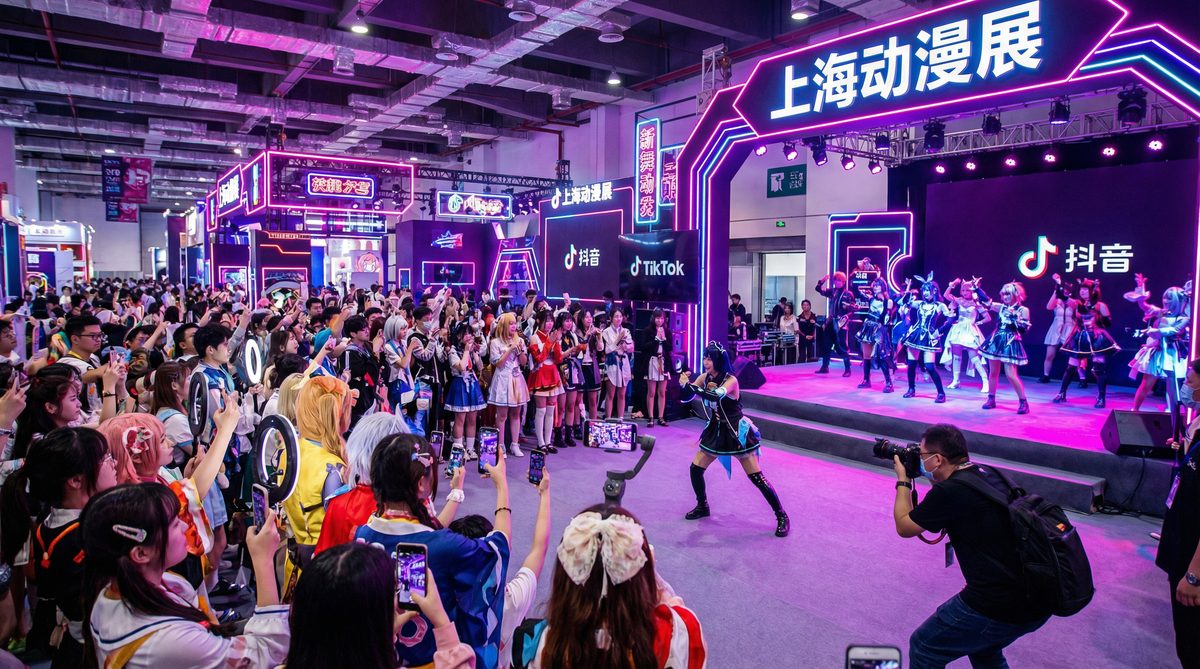 探花短视频与cosplay视频